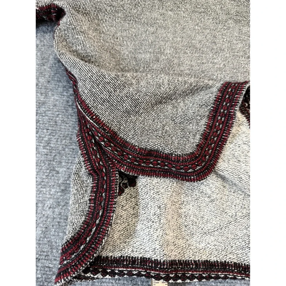Lucky Brand Embroidered Cowl Neck Sweater Size S Grey Red Boho EUC